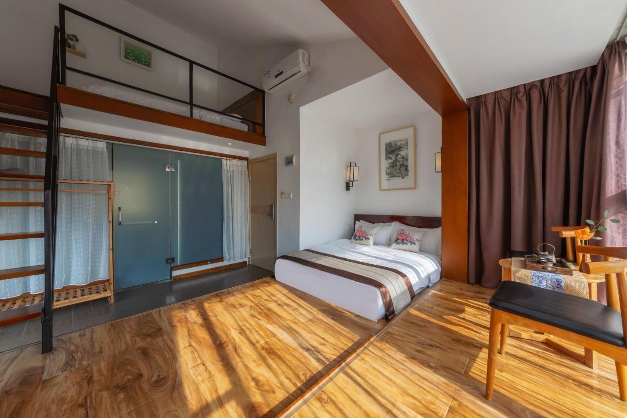 Serene Vale Inn Guilin-Free One Way Pick Up Service To High-Speed Railway Station For 2 Nights Exterior photo